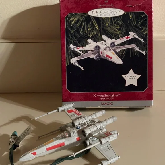 BUNDLE of 5 Star Wars Hallmark Collectible Ornaments - Picture 7 of 10